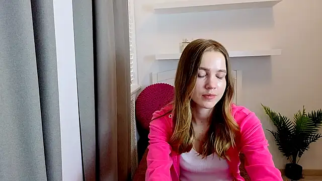 Spicy Lexi online show from 04/13/26, 06:08