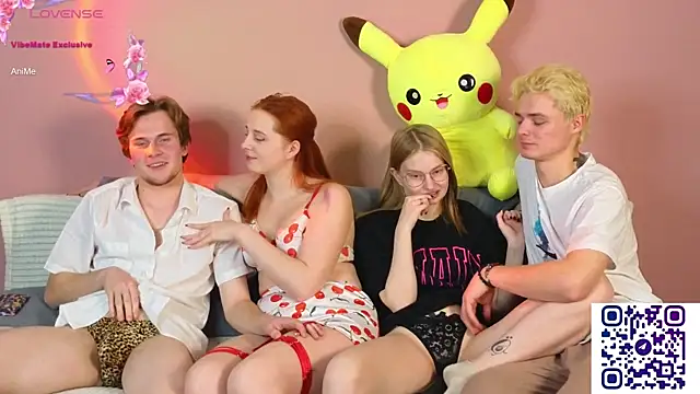 Snapshot of _pikachu0_0 chatting on 11/13/25, 05:12 pikachu0 0 online show from 11/13/25, 05:12