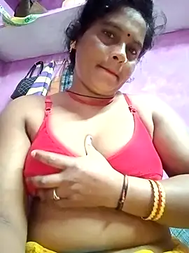 Snapshot of Hot_komal1 chatting on 09/11/25, 09:48 Hot komal1 online show from 09/11/25, 09:48