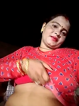 Snapshot of Hot_komal1 chatting on 09/17/25, 01:35 Hot komal1 online show from 09/17/25, 01:35