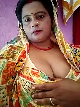 Snapshot of Hot_komal1 chatting on 09/24/25, 07:44 Hot komal1 online show from 09/24/25, 07:44
