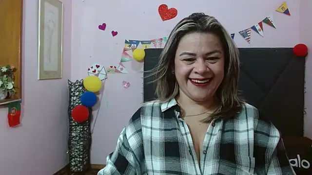 pamela echeverria online show from 07/08/26, 11:15