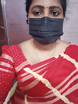 Snapshot of vasundhara26 chatting on 06/19/26, 02:21 vasundhara26 online show from 06/19/26, 02:21