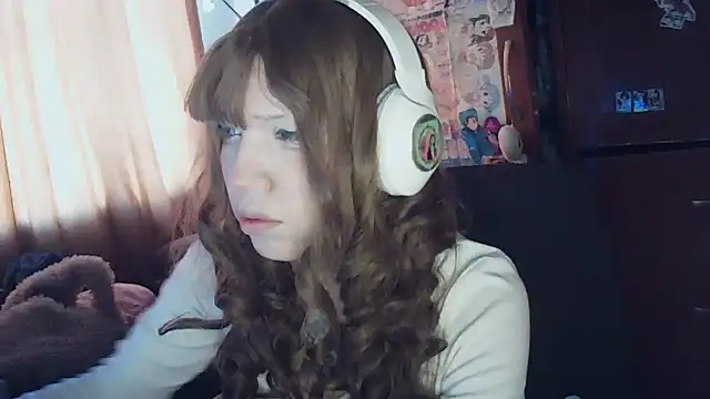 Terraelowen online show from 03/19/26, 01:37