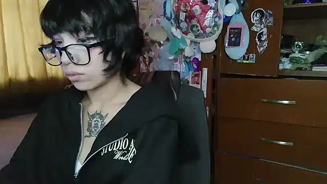 Terraelowen online show from 04/16/26, 09:39