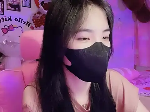 keelinnn19 online show from 09/22/25, 07:38