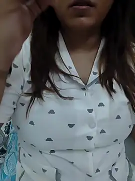 Suhana Darling online show from 05/17/26, 10:06