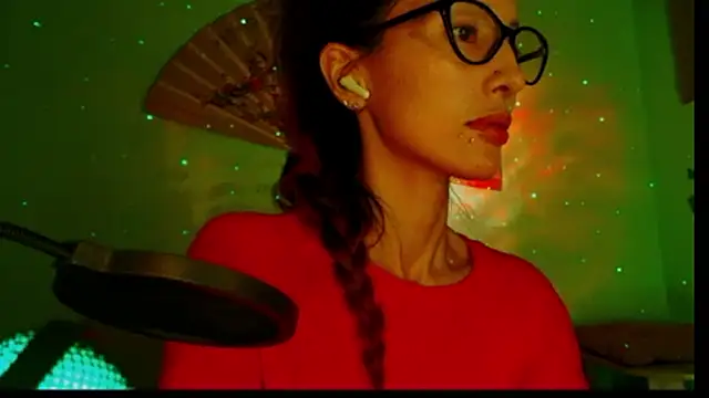 KiotoShine online show from 10/31/25, 07:59