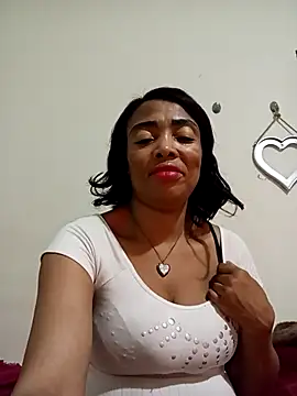 SEXYMOANSXX online show from 05/11/26, 04:51