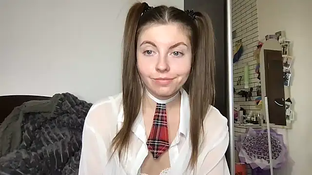 Snapshot of Baby_Angelll chatting on 02/13/26, 05:53 Baby Angelll online show from 02/13/26, 05:53