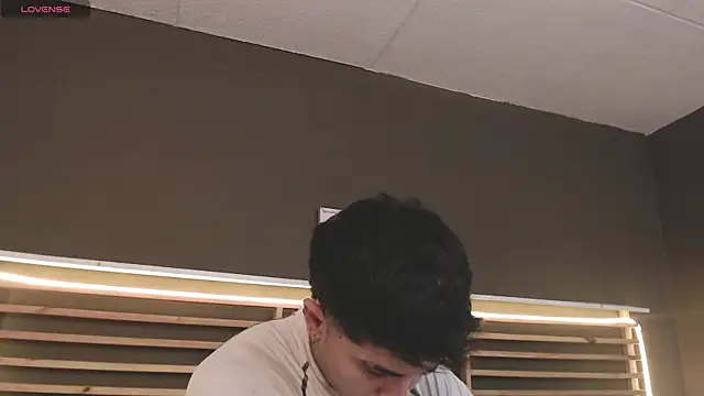 PaulEvens online show from 09/09/25, 01:32