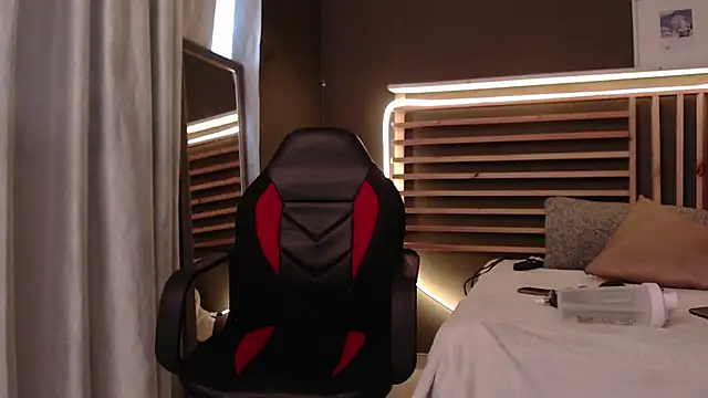 PaulEvens online show from 09/25/25, 01:59