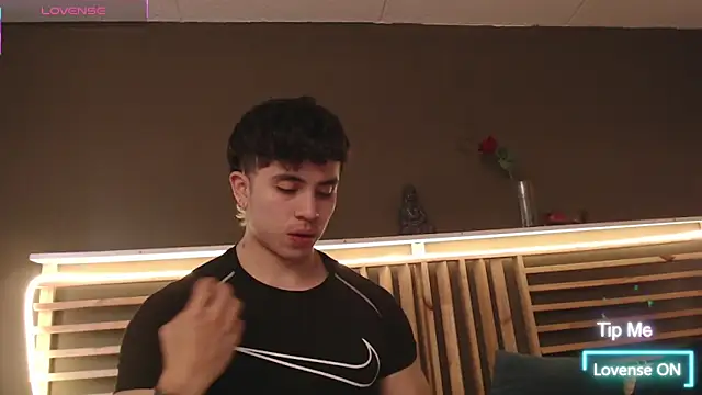 PaulEvens online show from 12/02/25, 01:28