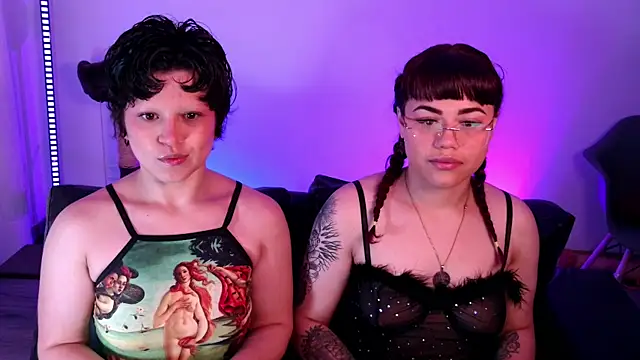 marsearth22  online show from 10/18/25, 04:30