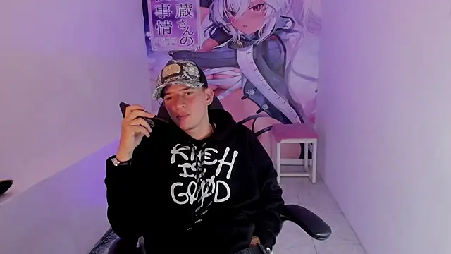 Snapshot of Fran_Boy chatting on 11/13/25, 03:38 Fran Boy online show from 11/13/25, 03:38