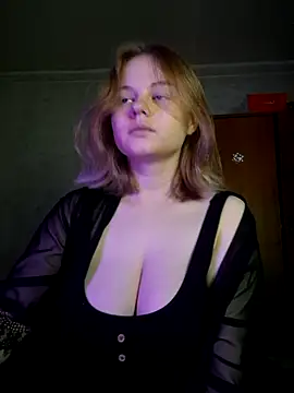 Snapshot of SlipperSherry chatting on 11/01/25, 08:44 SlipperSherry online show from 11/01/25, 08:44