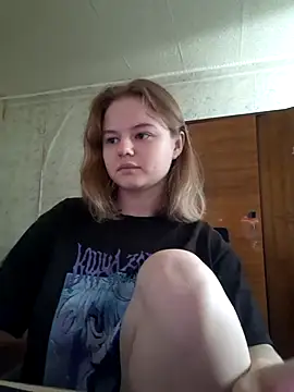 Snapshot of SlipperSherry chatting on 11/29/25, 08:06 SlipperSherry online show from 11/29/25, 08:06