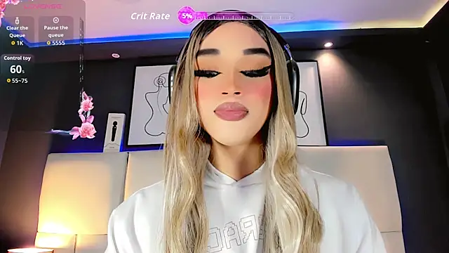 Snapshot of Valeriasmiithh chatting on 09/14/25, 08:19 Valeriasmiithh online show from 09/14/25, 08:19