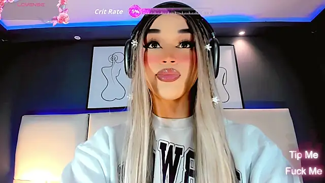 Snapshot of Valeriasmiithh chatting on 09/16/25, 08:32 Valeriasmiithh online show from 09/16/25, 08:32