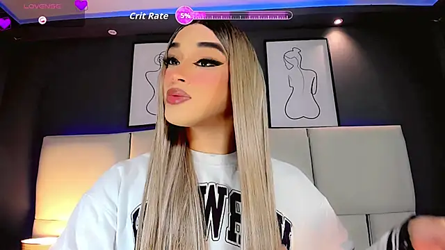 Snapshot of Valeriasmiithh chatting on 10/16/25, 08:32 Valeriasmiithh online show from 10/16/25, 08:32