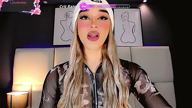 Snapshot of Valeriasmiithh chatting on 10/27/25, 08:35 Valeriasmiithh online show from 10/27/25, 08:35