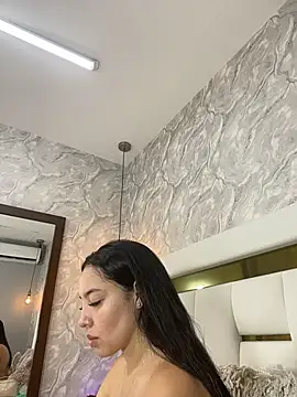 MiaFarkash online show from 12/03/25, 07:12