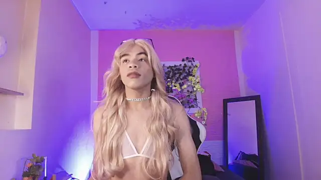 Katy bratz  online show from 09/15/25, 03:28