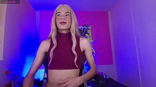 Katy bratz  online show from 11/19/25, 03:06