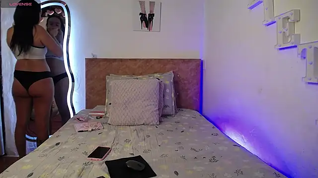 Snapshot of solpeich chatting on 11/05/25, 04:29 solpeich online show from 11/05/25, 04:29