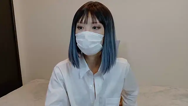 sarina at online show from 11/07/25, 04:23