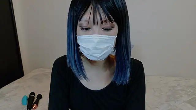 sarina at online show from 11/09/25, 06:23