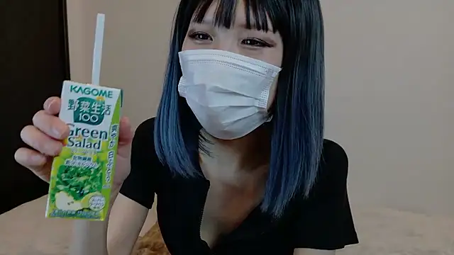 sarina at online show from 03/13/26, 09:27