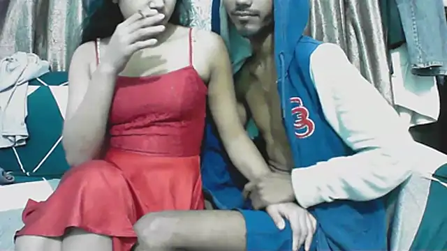 horny  couple  online show from 12/18/25, 08:48