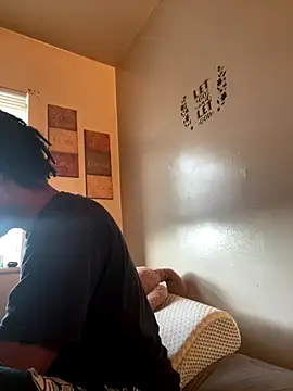 Snapshot of viceutk1 chatting on 10/18/25, 11:55 viceutk1 online show from 10/18/25, 11:55