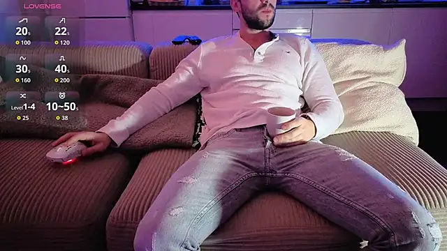 Snapshot of boiteasex chatting on 02/23/26, 05:49 boiteasex online show from 02/23/26, 05:49