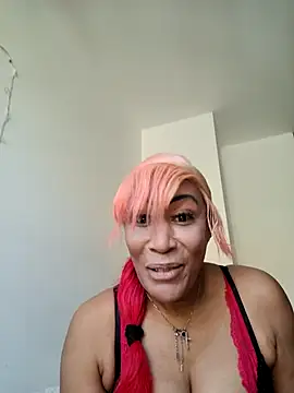 Snapshot of iamlalamilano chatting on 02/25/26, 01:54 iamlalamilano online show from 02/25/26, 01:54