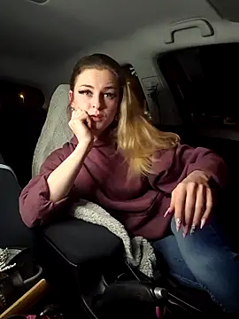 Melly4You online show from 03/29/26, 06:41