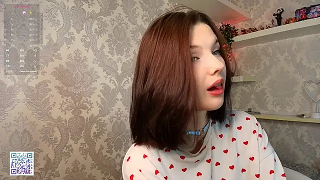 Snapshot of Fire_katie chatting on 11/11/25, 10:21 Fire katie online show from 11/11/25, 10:21