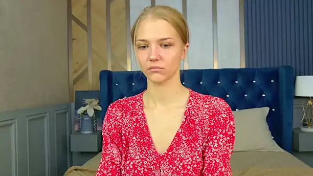 4example Chloe online show from 05/20/26, 05:35