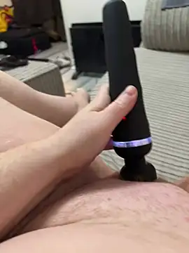 busty p online show from 04/21/26, 09:06