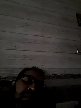 Hot-boy077 online show from 04/05/26, 10:56