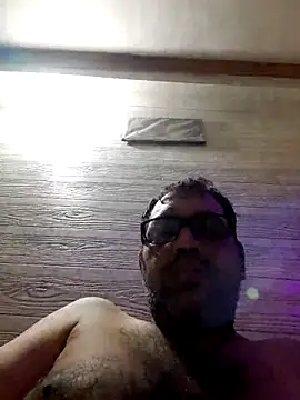 Hot-boy077 online show from 04/13/26, 01:33