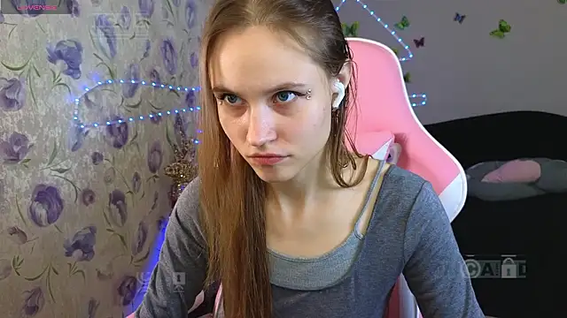 Snapshot of Armurra15 chatting on 03/29/26, 08:36 Armurra15 online show from 03/29/26, 08:36