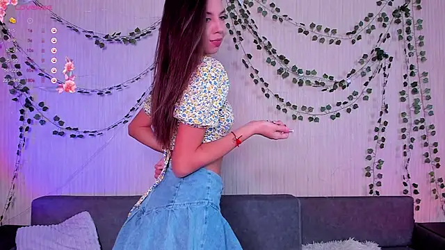 JenniferDavies online show from 10/29/25, 04:42