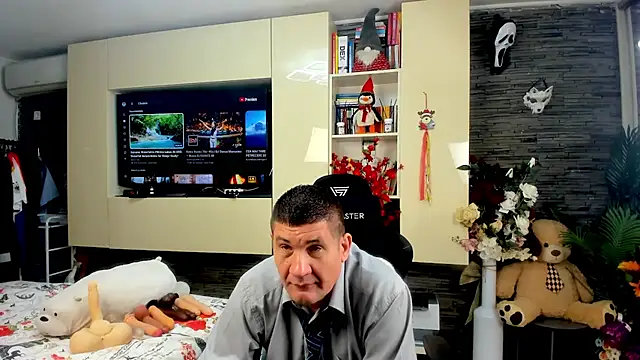 SpartacusDaddy48 online show from 04/08/26, 08:25