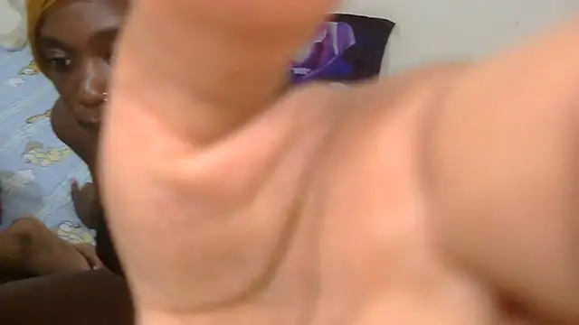 Snapshot of Miss-Hennessy chatting on 10/14/25, 03:57 Miss-Hennessy online show from 10/14/25, 03:57