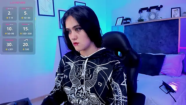 Snapshot of Azurra_amatto2 chatting on 12/02/25, 09:10 Azurra amatto2 online show from 12/02/25, 09:10