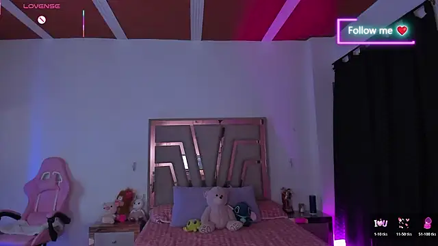 lunaarose online show from 02/27/26, 03:06