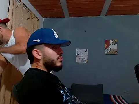 Ethan Tomm online show from 12/05/25, 12:08