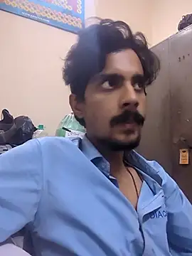 Snapshot of Sushant001 chatting on 09/25/25, 07:06 Sushant001 online show from 09/25/25, 07:06